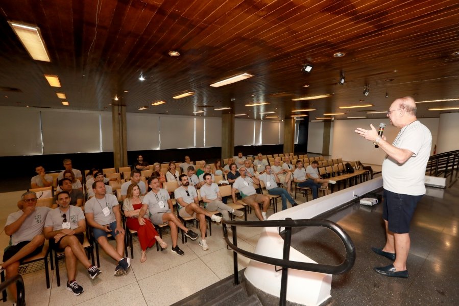 SEGUNDO DIA DE COMEMORAÇÃO DOS 48 ANOS DA RESIDÊNCIA MÉDICA EM UROLOGIA DO IUN RIO PRETO - Eloisa Mattos