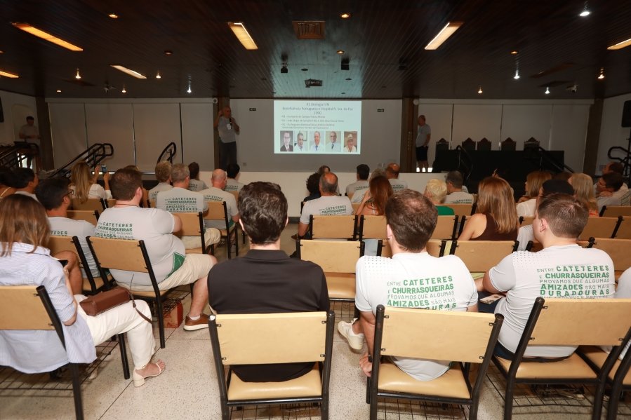 SEGUNDO DIA DE COMEMORAÇÃO DOS 48 ANOS DA RESIDÊNCIA MÉDICA EM UROLOGIA DO IUN RIO PRETO - Eloisa Mattos