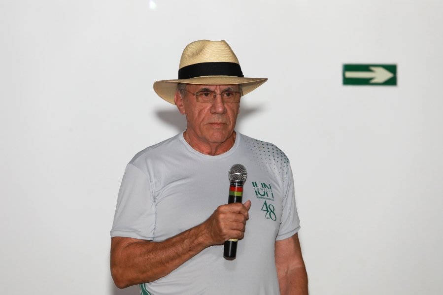 SEGUNDO DIA DE COMEMORAÇÃO DOS 48 ANOS DA RESIDÊNCIA MÉDICA EM UROLOGIA DO IUN RIO PRETO - Eloisa Mattos