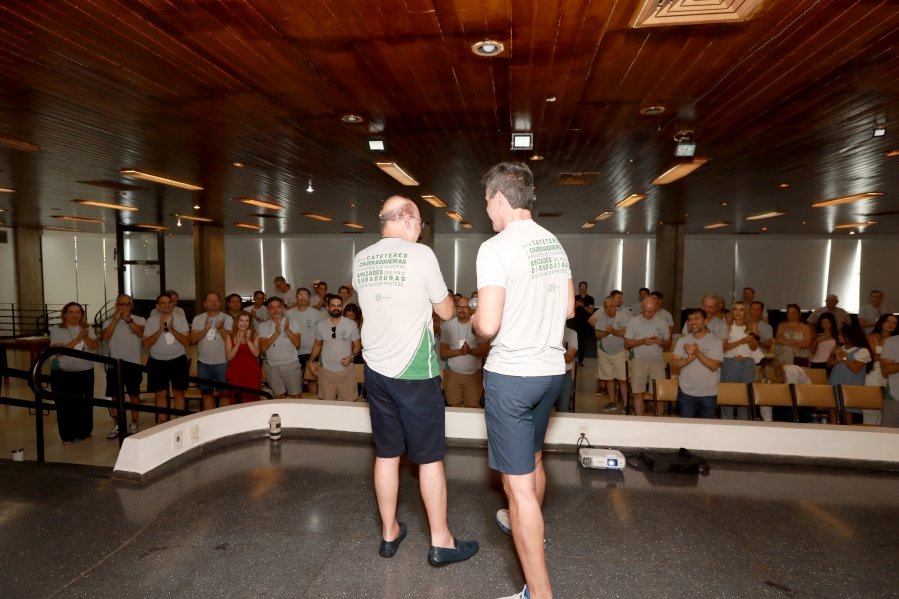 SEGUNDO DIA DE COMEMORAÇÃO DOS 48 ANOS DA RESIDÊNCIA MÉDICA EM UROLOGIA DO IUN RIO PRETO - Eloisa Mattos