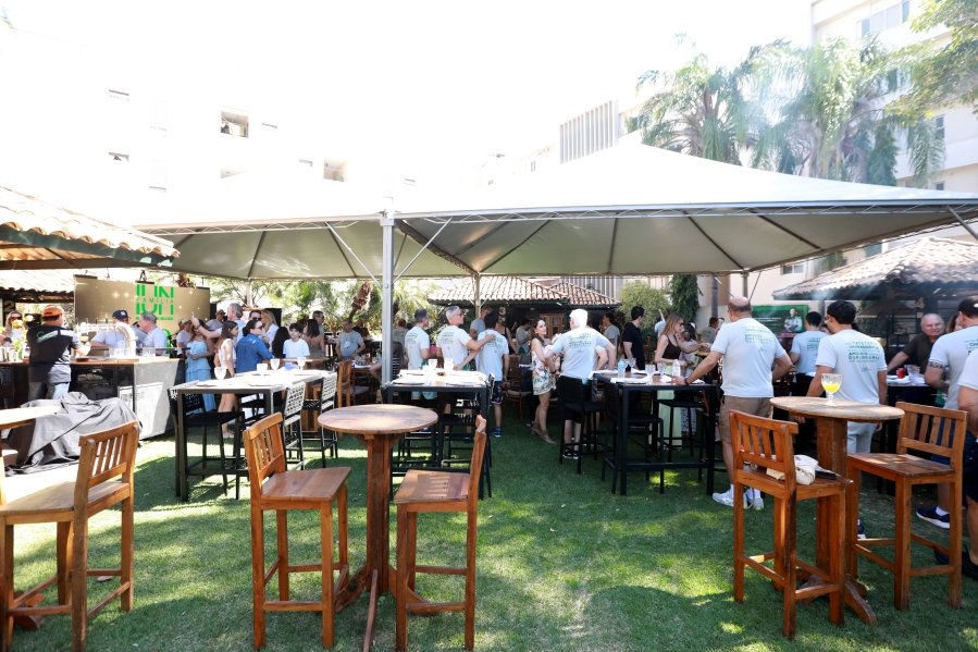 SEGUNDO DIA DE COMEMORAÇÃO DOS 48 ANOS DA RESIDÊNCIA MÉDICA EM UROLOGIA DO IUN RIO PRETO - Eloisa Mattos