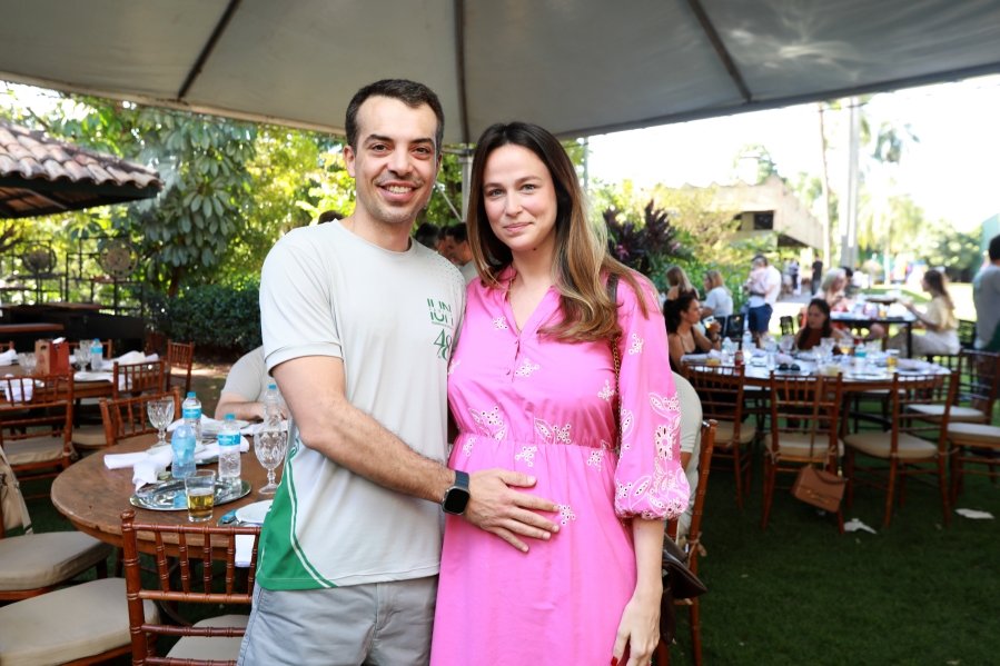 SEGUNDO DIA DE COMEMORAÇÃO DOS 48 ANOS DA RESIDÊNCIA MÉDICA EM UROLOGIA DO IUN RIO PRETO - Eloisa Mattos
