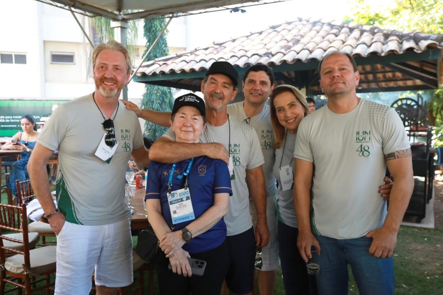SEGUNDO DIA DE COMEMORAÇÃO DOS 48 ANOS DA RESIDÊNCIA MÉDICA EM UROLOGIA DO IUN RIO PRETO - Eloisa Mattos