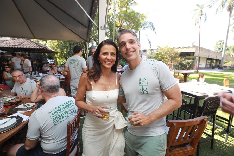 SEGUNDO DIA DE COMEMORAÇÃO DOS 48 ANOS DA RESIDÊNCIA MÉDICA EM UROLOGIA DO IUN RIO PRETO - Eloisa Mattos