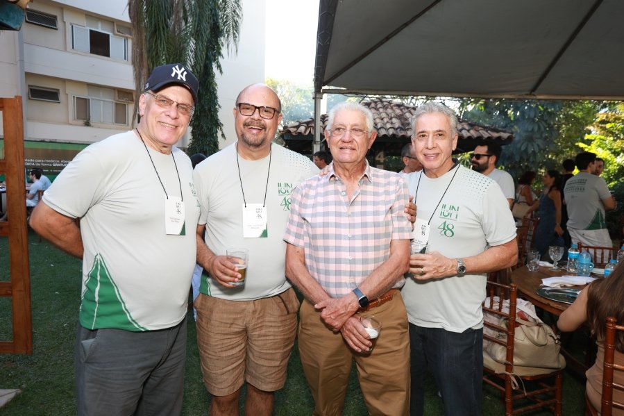 SEGUNDO DIA DE COMEMORAÇÃO DOS 48 ANOS DA RESIDÊNCIA MÉDICA EM UROLOGIA DO IUN RIO PRETO - Eloisa Mattos