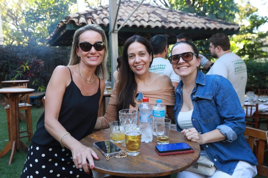 SEGUNDO DIA DE COMEMORAÇÃO DOS 48 ANOS DA RESIDÊNCIA MÉDICA EM UROLOGIA DO IUN RIO PRETO - Eloisa Mattos