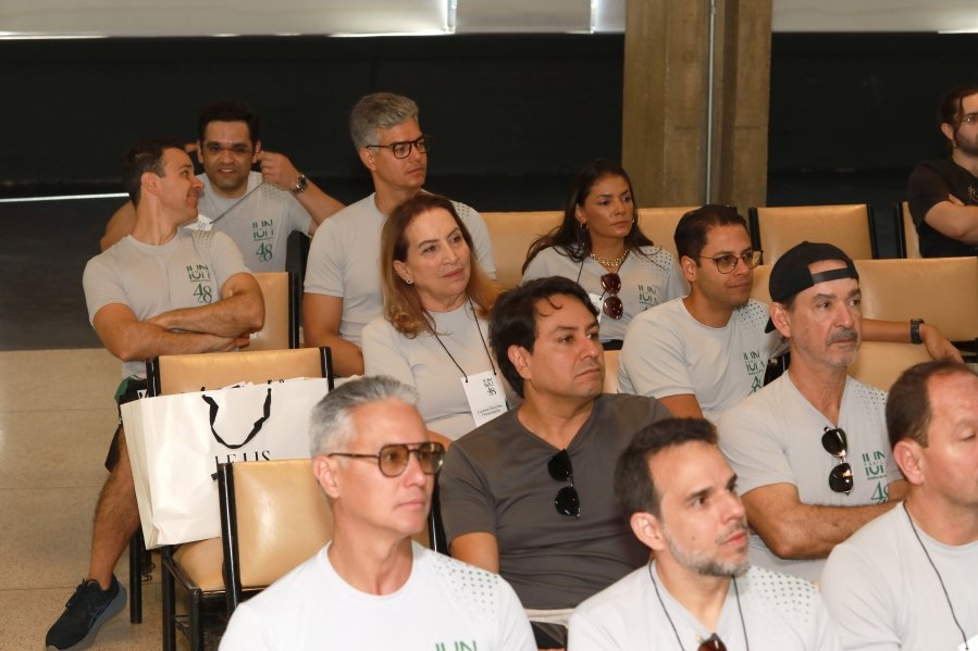 SEGUNDO DIA DE COMEMORAÇÃO DOS 48 ANOS DA RESIDÊNCIA MÉDICA EM UROLOGIA DO IUN RIO PRETO - Eloisa Mattos