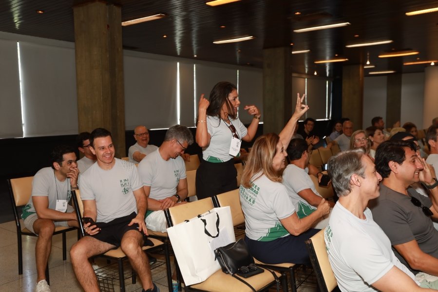 SEGUNDO DIA DE COMEMORAÇÃO DOS 48 ANOS DA RESIDÊNCIA MÉDICA EM UROLOGIA DO IUN RIO PRETO - Eloisa Mattos