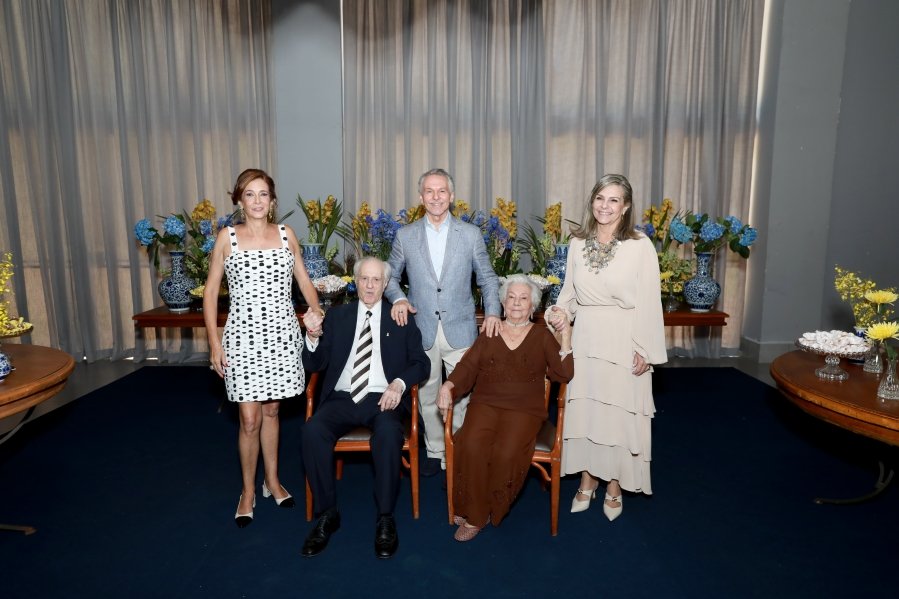 ANIVERSÁRIO DE 90 ANOS DA SRA, MARGARIDA J.D. PITON - Eloisa Mattos