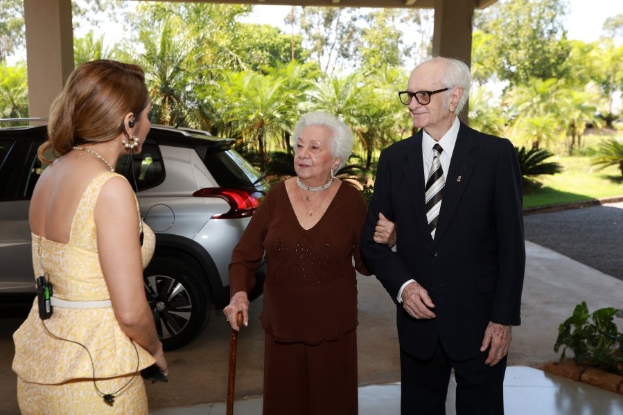 ANIVERSÁRIO DE 90 ANOS DA SRA, MARGARIDA J.D. PITON - Eloisa Mattos