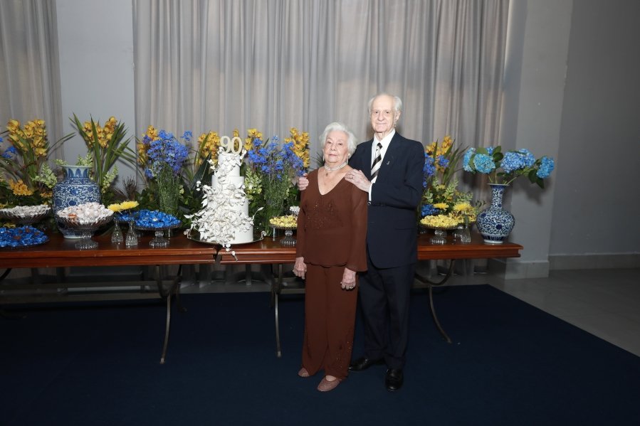 ANIVERSÁRIO DE 90 ANOS DA SRA, MARGARIDA J.D. PITON - Eloisa Mattos