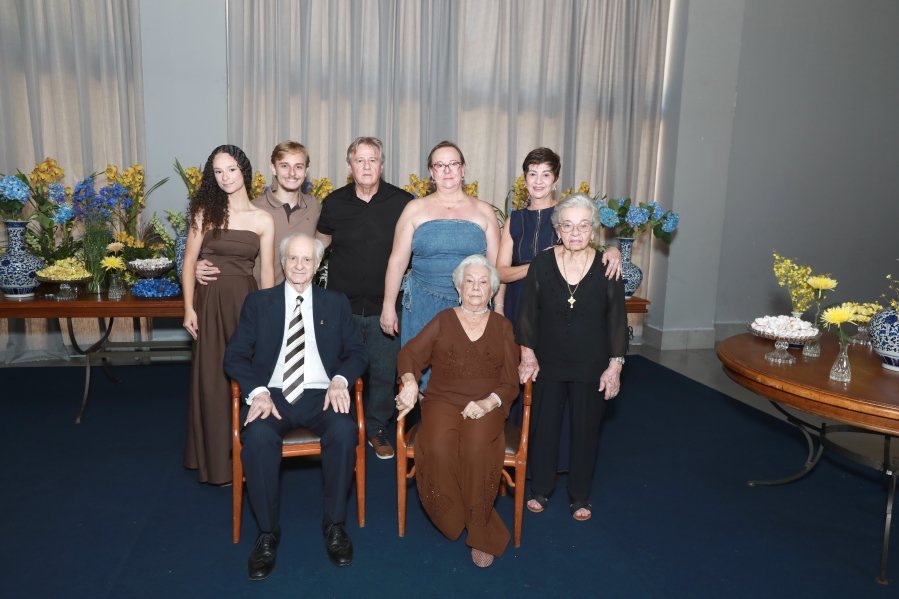 ANIVERSÁRIO DE 90 ANOS DA SRA, MARGARIDA J.D. PITON - Eloisa Mattos