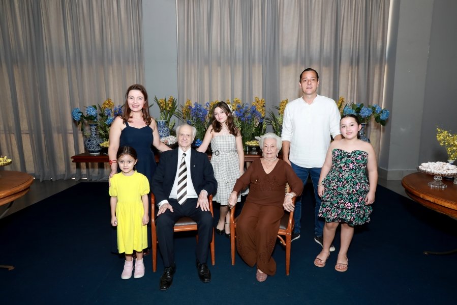 ANIVERSÁRIO DE 90 ANOS DA SRA, MARGARIDA J.D. PITON - Eloisa Mattos