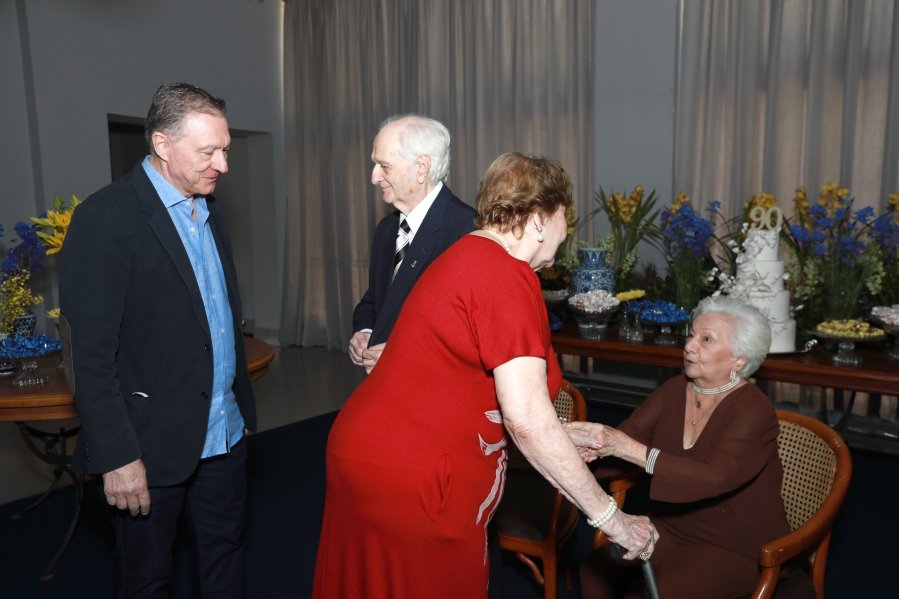 ANIVERSÁRIO DE 90 ANOS DA SRA, MARGARIDA J.D. PITON - Eloisa Mattos