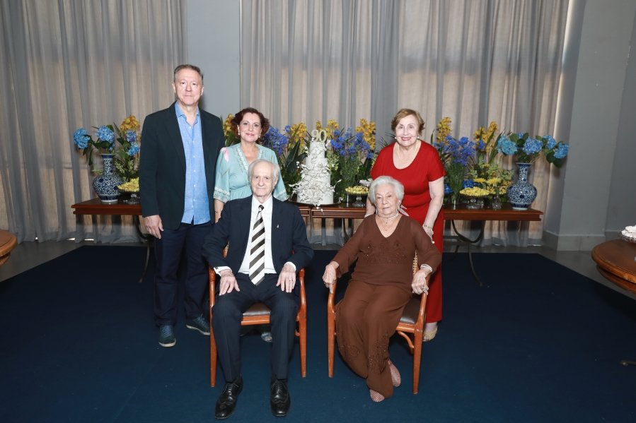 ANIVERSÁRIO DE 90 ANOS DA SRA, MARGARIDA J.D. PITON - Eloisa Mattos
