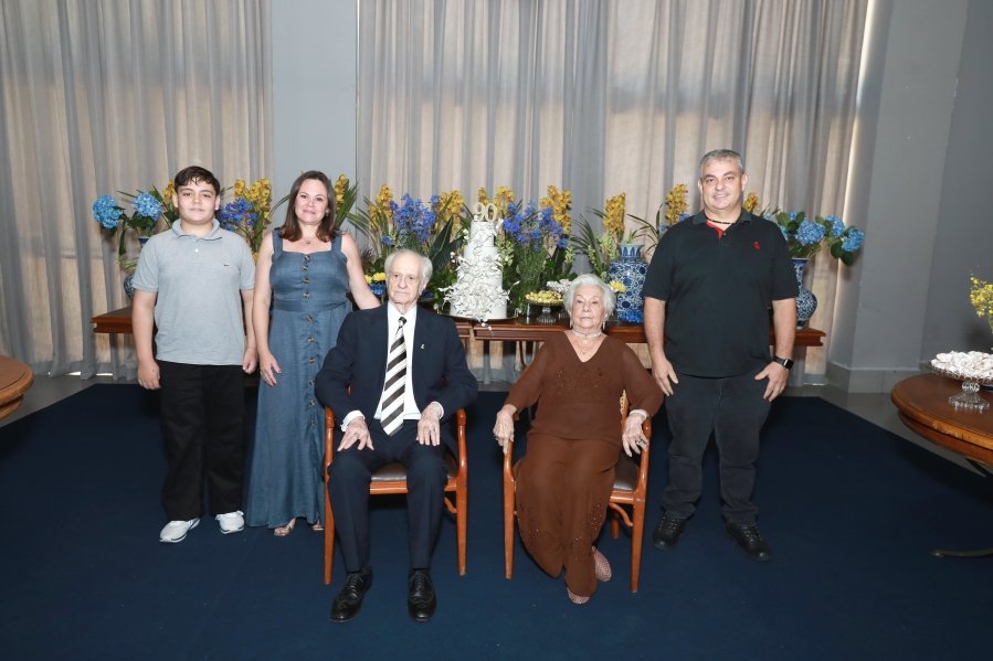 ANIVERSÁRIO DE 90 ANOS DA SRA, MARGARIDA J.D. PITON - Eloisa Mattos