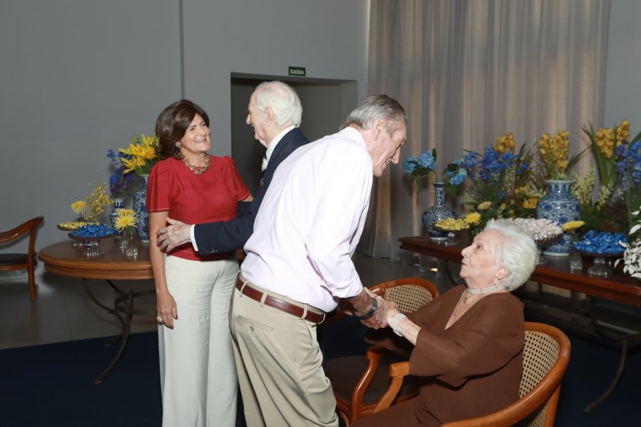 ANIVERSÁRIO DE 90 ANOS DA SRA, MARGARIDA J.D. PITON - Eloisa Mattos