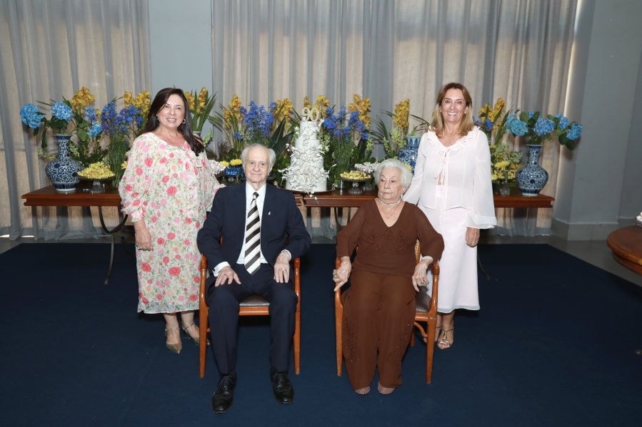 ANIVERSÁRIO DE 90 ANOS DA SRA, MARGARIDA J.D. PITON - Eloisa Mattos