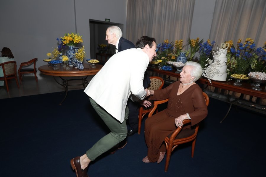 ANIVERSÁRIO DE 90 ANOS DA SRA, MARGARIDA J.D. PITON - Eloisa Mattos