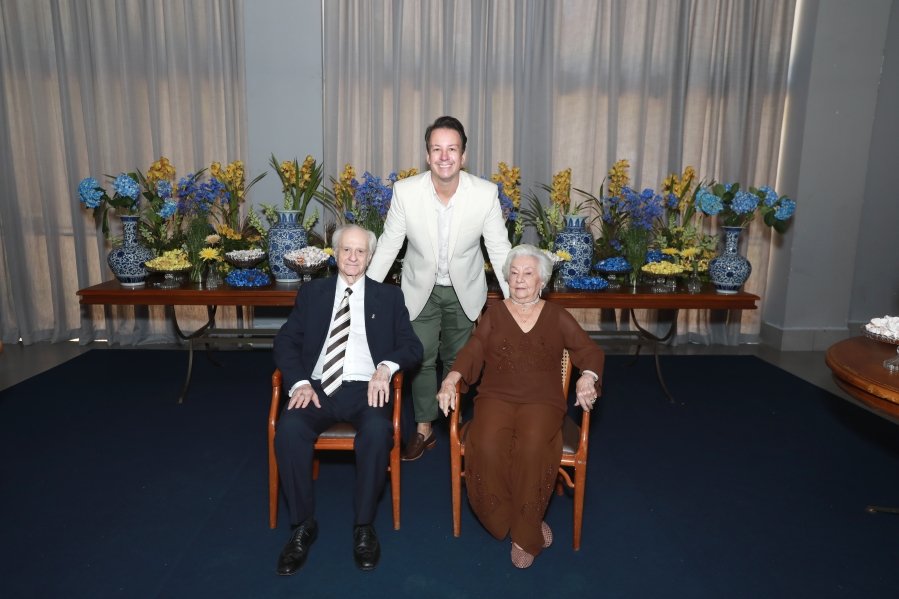 ANIVERSÁRIO DE 90 ANOS DA SRA, MARGARIDA J.D. PITON - Eloisa Mattos