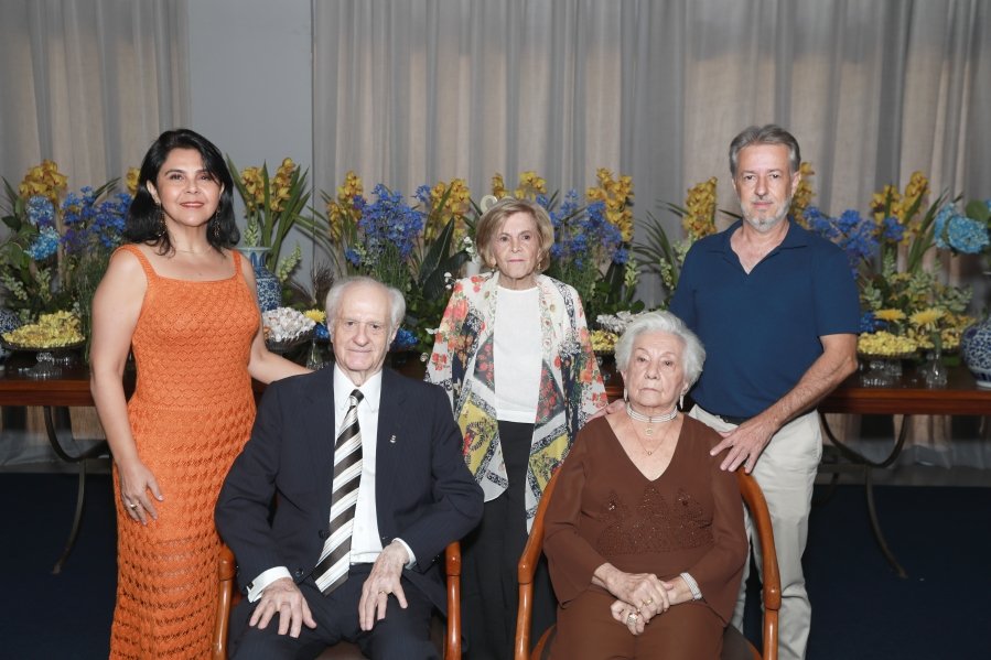 ANIVERSÁRIO DE 90 ANOS DA SRA, MARGARIDA J.D. PITON - Eloisa Mattos