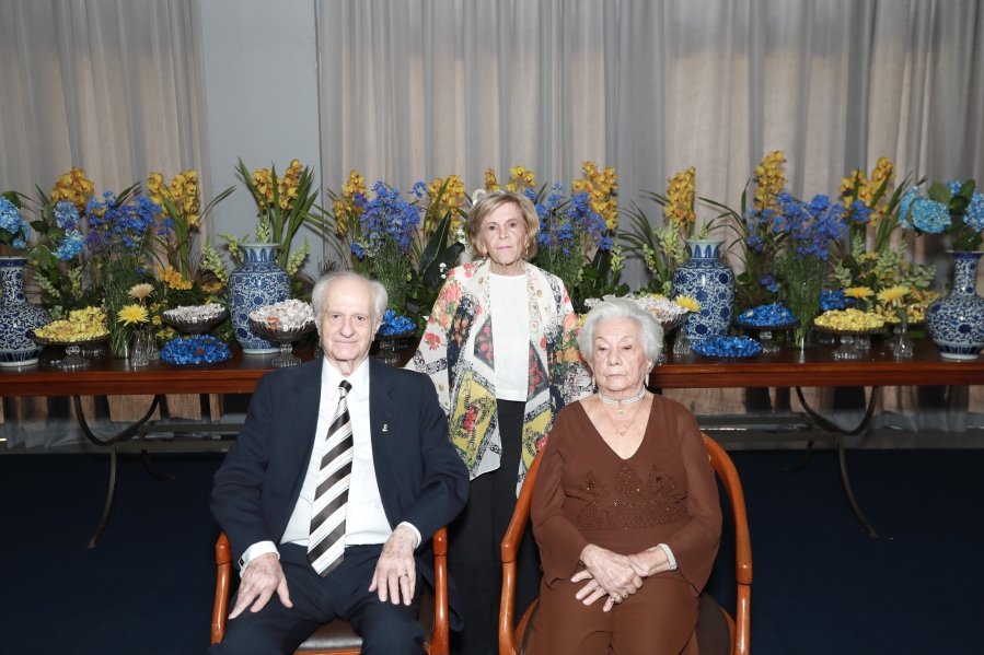 ANIVERSÁRIO DE 90 ANOS DA SRA, MARGARIDA J.D. PITON - Eloisa Mattos