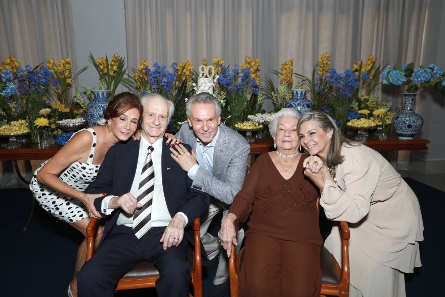 ANIVERSÁRIO DE 90 ANOS DA SRA, MARGARIDA J.D. PITON - Eloisa Mattos