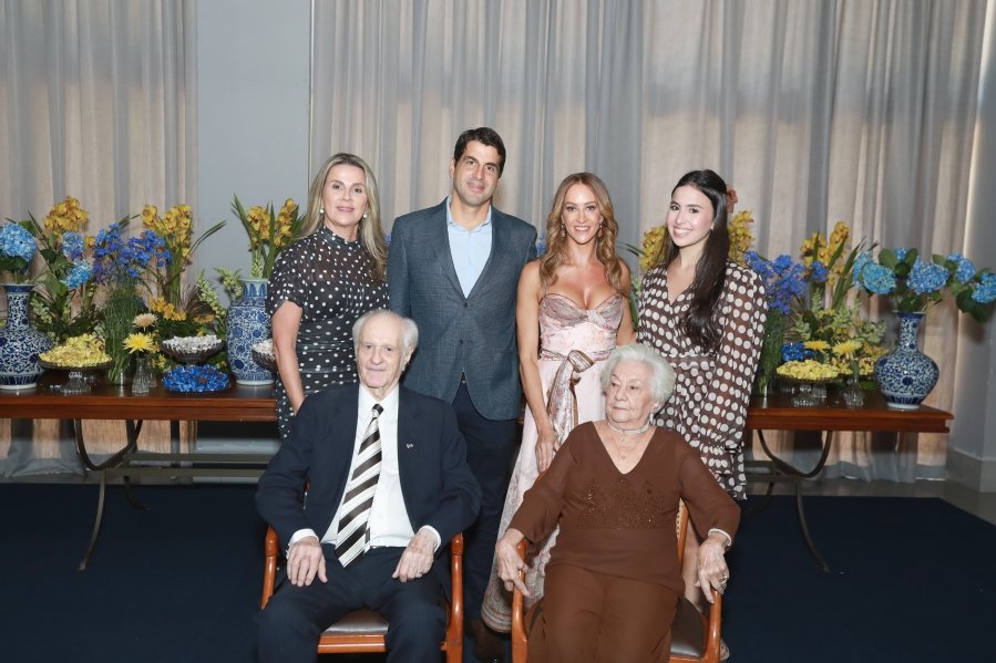 ANIVERSÁRIO DE 90 ANOS DA SRA, MARGARIDA J.D. PITON - Eloisa Mattos
