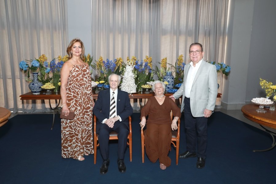ANIVERSÁRIO DE 90 ANOS DA SRA, MARGARIDA J.D. PITON - Eloisa Mattos