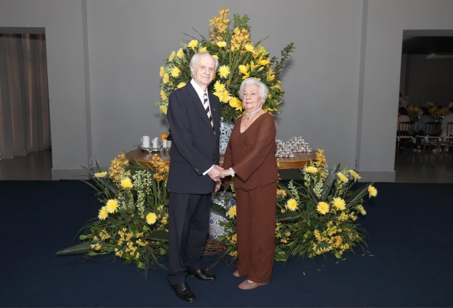 ANIVERSÁRIO DE 90 ANOS DA SRA, MARGARIDA J.D. PITON - Eloisa Mattos