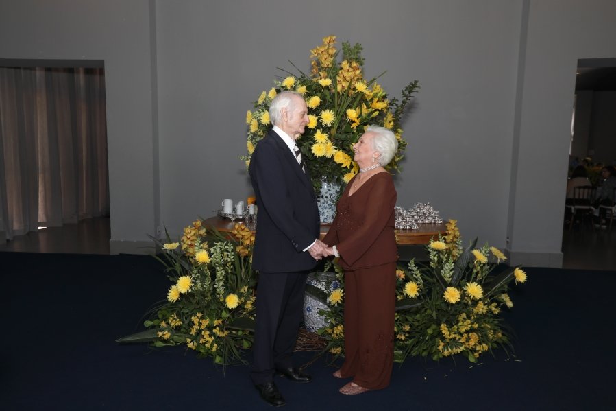 ANIVERSÁRIO DE 90 ANOS DA SRA, MARGARIDA J.D. PITON - Eloisa Mattos