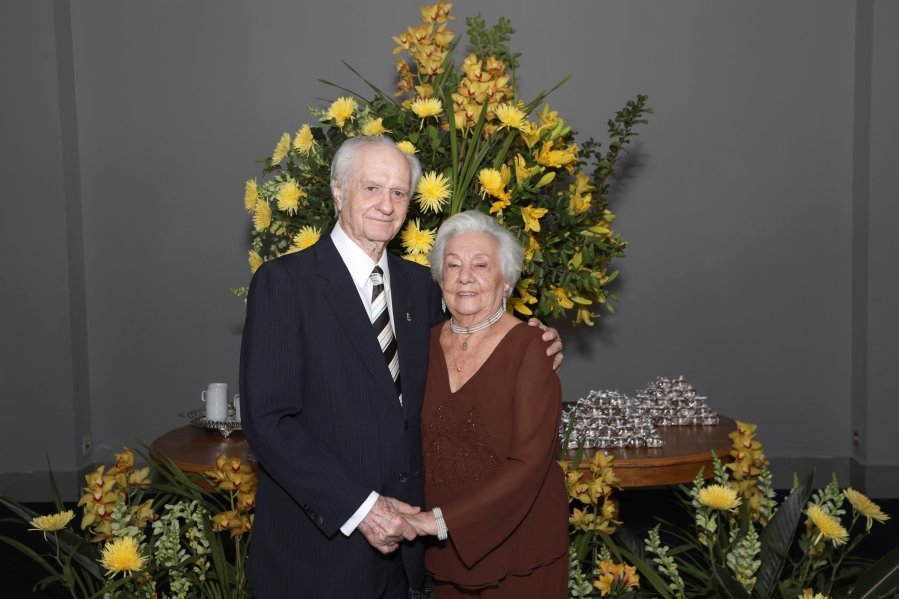 ANIVERSÁRIO DE 90 ANOS DA SRA, MARGARIDA J.D. PITON - Eloisa Mattos
