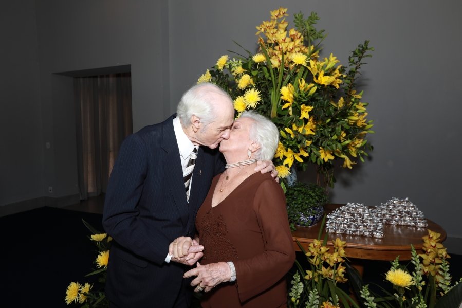 ANIVERSÁRIO DE 90 ANOS DA SRA, MARGARIDA J.D. PITON - Eloisa Mattos