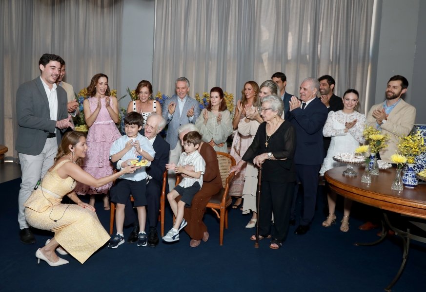 ANIVERSÁRIO DE 90 ANOS DA SRA, MARGARIDA J.D. PITON - Eloisa Mattos