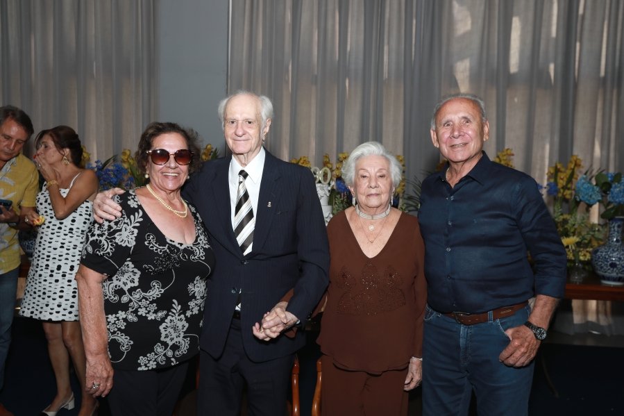 ANIVERSÁRIO DE 90 ANOS DA SRA, MARGARIDA J.D. PITON - Eloisa Mattos