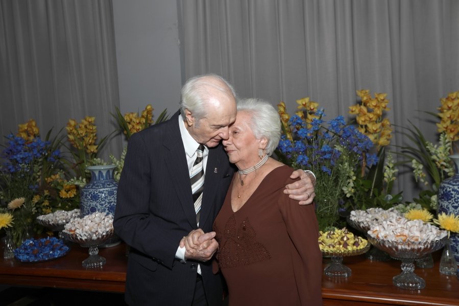 ANIVERSÁRIO DE 90 ANOS DA SRA, MARGARIDA J.D. PITON - Eloisa Mattos