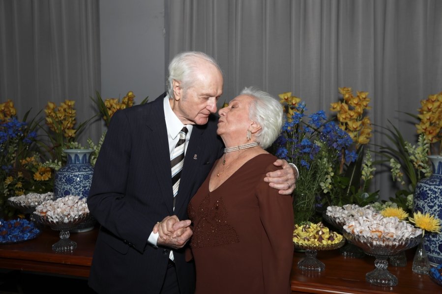ANIVERSÁRIO DE 90 ANOS DA SRA, MARGARIDA J.D. PITON - Eloisa Mattos