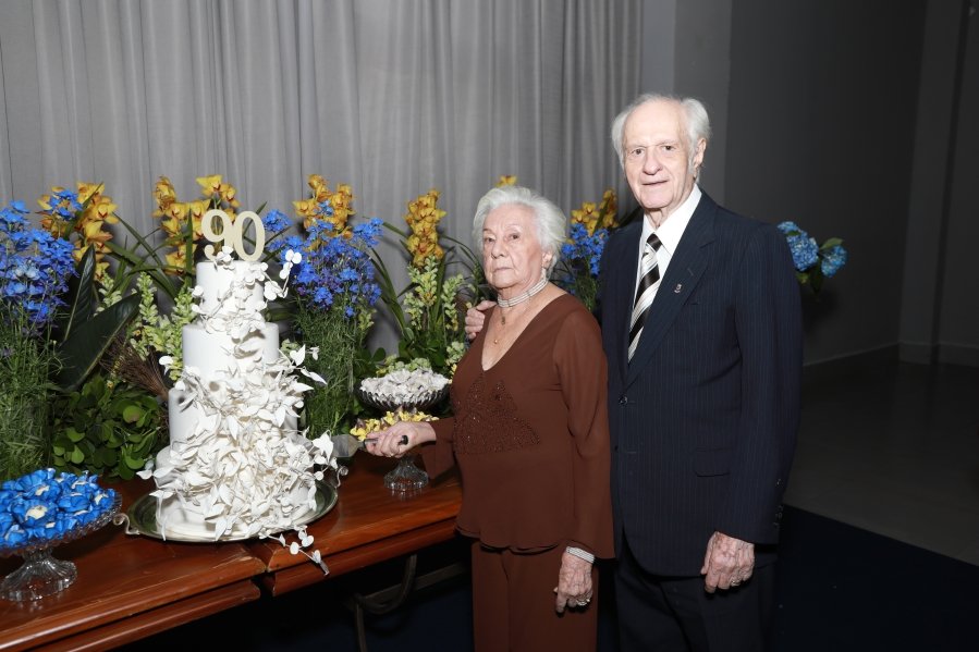 ANIVERSÁRIO DE 90 ANOS DA SRA, MARGARIDA J.D. PITON - Eloisa Mattos