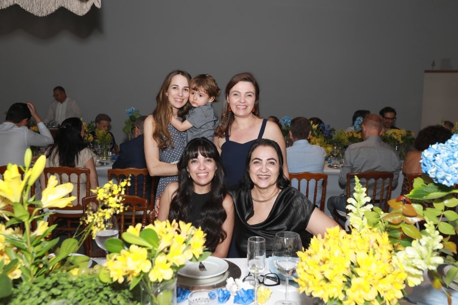 ANIVERSÁRIO DE 90 ANOS DA SRA, MARGARIDA J.D. PITON - Eloisa Mattos
