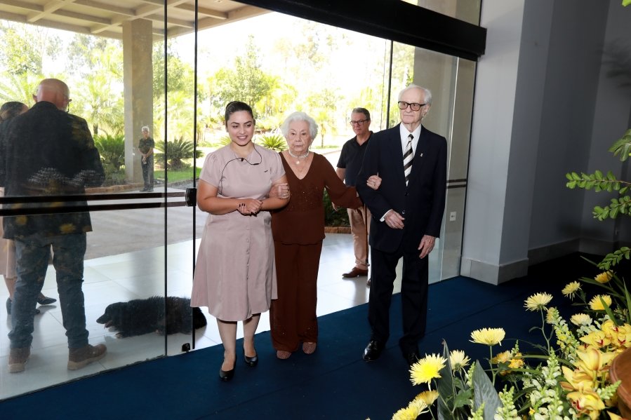 ANIVERSÁRIO DE 90 ANOS DA SRA, MARGARIDA J.D. PITON - Eloisa Mattos