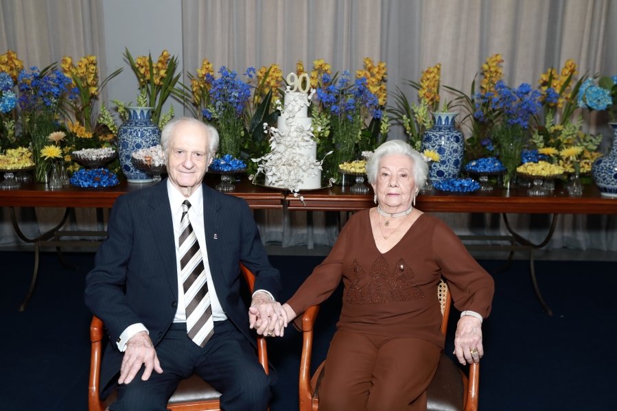 ANIVERSÁRIO DE 90 ANOS DA SRA, MARGARIDA J.D. PITON - Eloisa Mattos