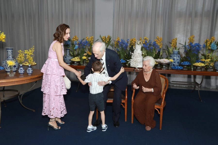 ANIVERSÁRIO DE 90 ANOS DA SRA, MARGARIDA J.D. PITON - Eloisa Mattos
