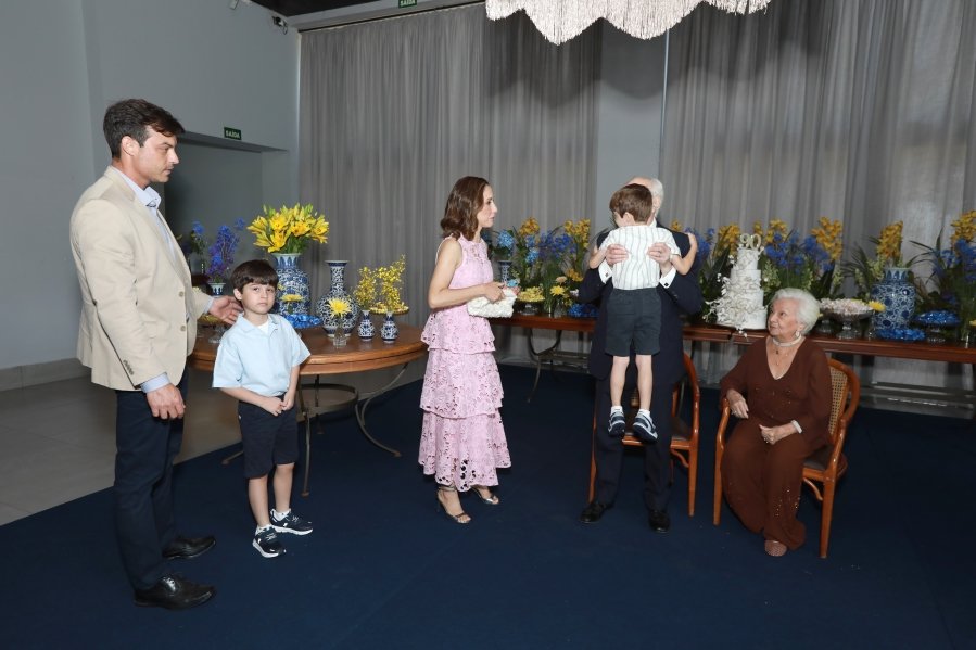 ANIVERSÁRIO DE 90 ANOS DA SRA, MARGARIDA J.D. PITON - Eloisa Mattos