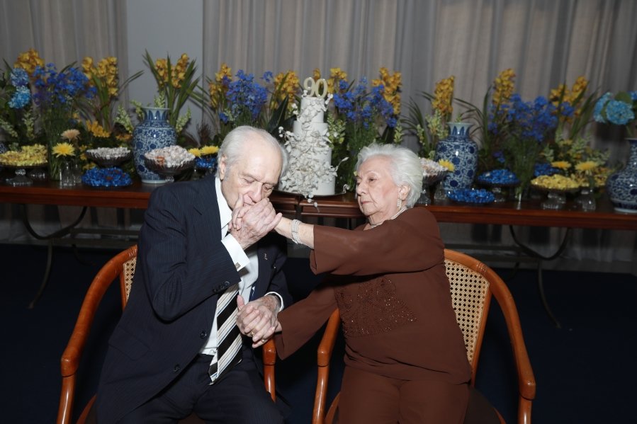 ANIVERSÁRIO DE 90 ANOS DA SRA, MARGARIDA J.D. PITON - Eloisa Mattos