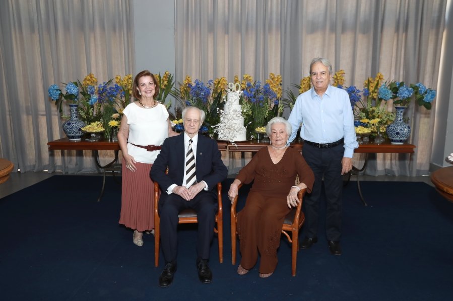 ANIVERSÁRIO DE 90 ANOS DA SRA, MARGARIDA J.D. PITON - Eloisa Mattos