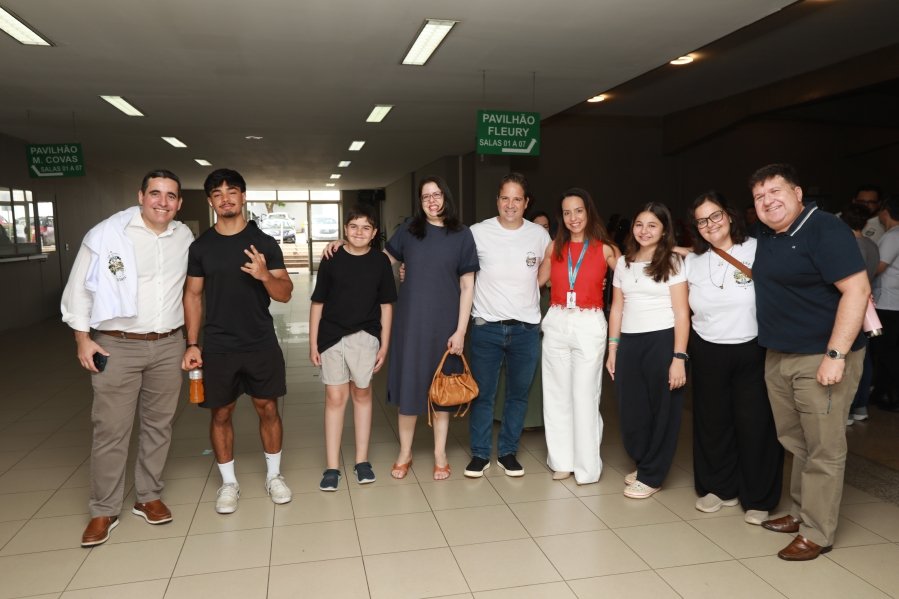 TURMA XXIX DE MEDICINA DA FAMERP SE REENCONTRA E TRANSFORMA SAUDADE EM EMOÇÃO 25 ANOS DEPOIS - Eloisa Mattos