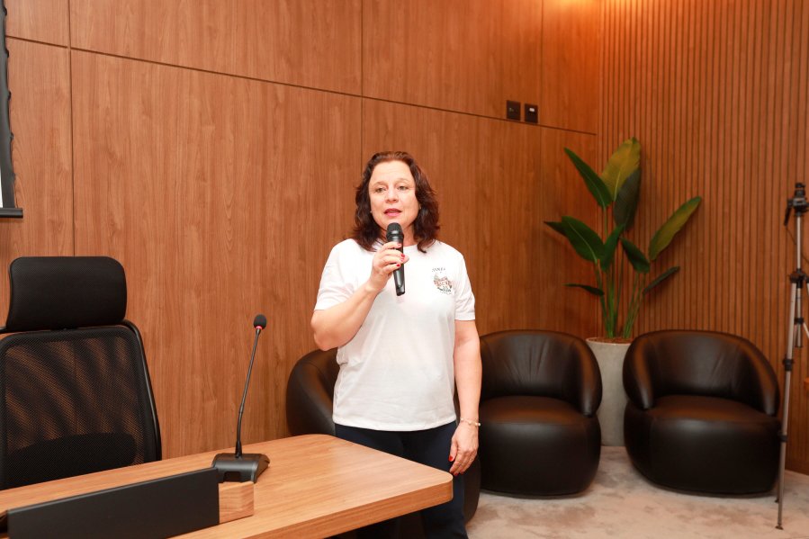 TURMA XXIX DE MEDICINA DA FAMERP SE REENCONTRA E TRANSFORMA SAUDADE EM EMOÇÃO 25 ANOS DEPOIS - Eloisa Mattos