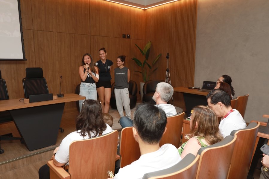TURMA XXIX DE MEDICINA DA FAMERP SE REENCONTRA E TRANSFORMA SAUDADE EM EMOÇÃO 25 ANOS DEPOIS - Eloisa Mattos