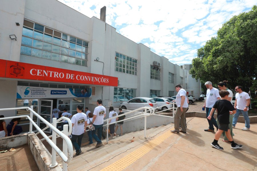TURMA XXIX DE MEDICINA DA FAMERP SE REENCONTRA E TRANSFORMA SAUDADE EM EMOÇÃO 25 ANOS DEPOIS - Eloisa Mattos