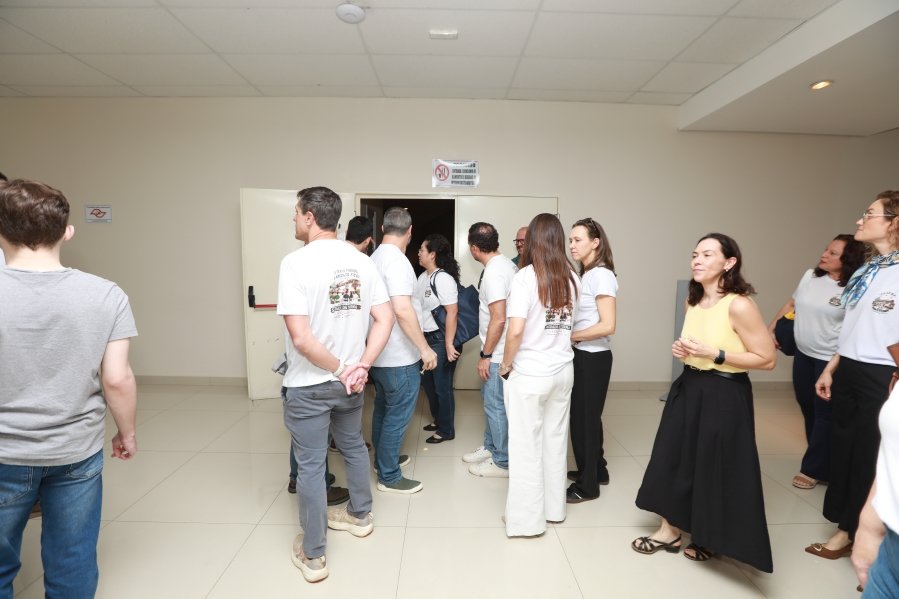 TURMA XXIX DE MEDICINA DA FAMERP SE REENCONTRA E TRANSFORMA SAUDADE EM EMOÇÃO 25 ANOS DEPOIS - Eloisa Mattos